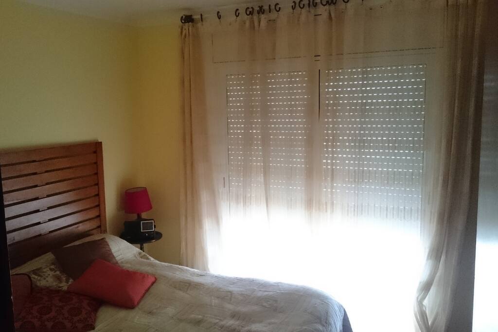 Habitación de matrimonio , angulo inverso