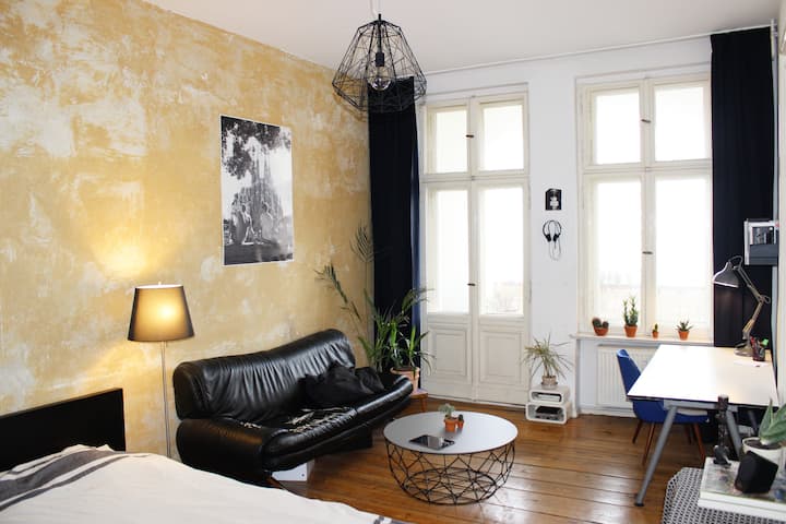 Bright private room with balcony