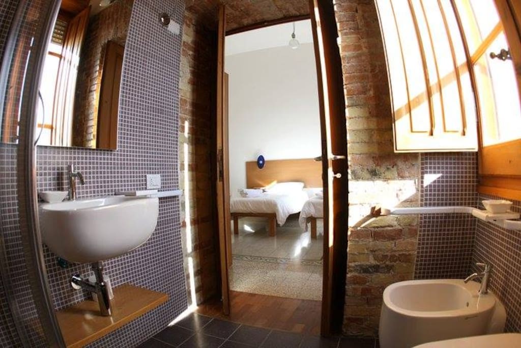 bagno con finestra