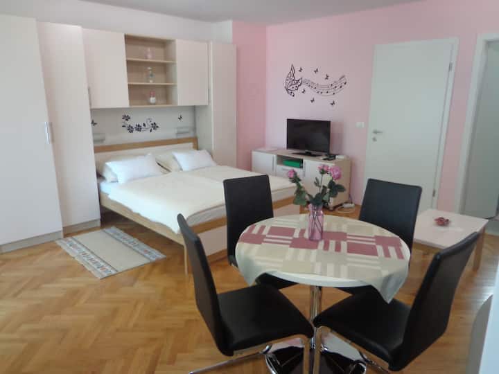 Apartments Zora - Suite Rosé