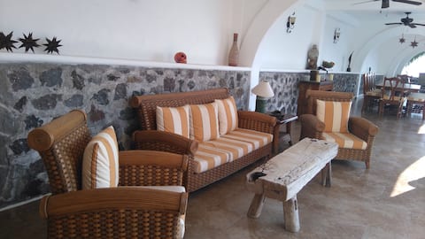 Monarc la Playa- Book Entire Home 7 Bedrooms