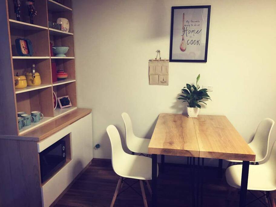 Dinning table