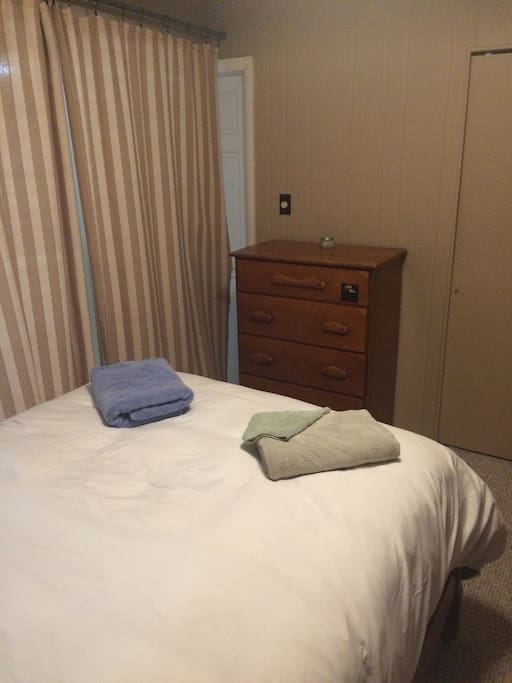 Empty dresser for your use!