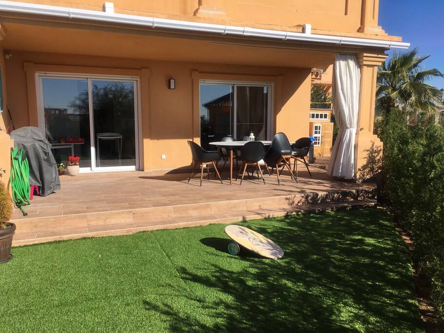 Alfresco Dinning