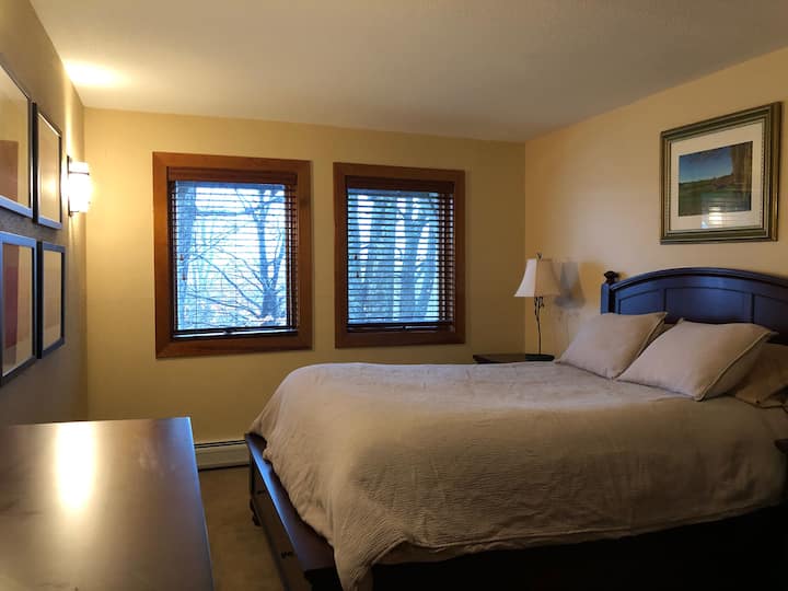 Спалня на по - ниско ниво