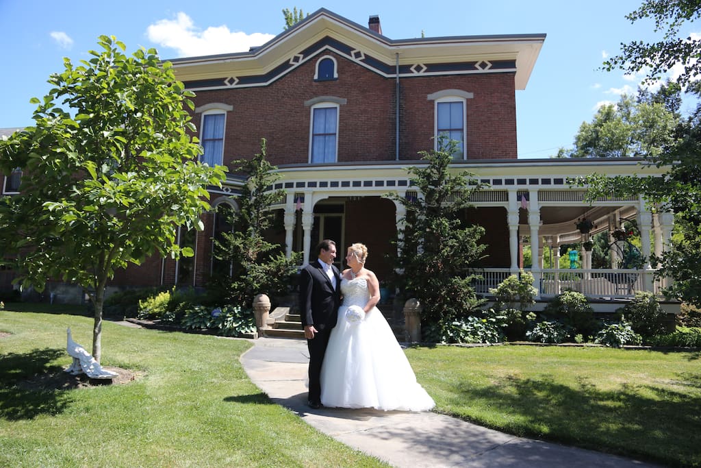 The yard is perfect for those special occasion picture perfect moments.
