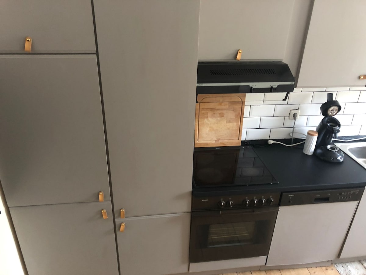 Top Airbnb: Mindful Central Apartment in the City en Duissern