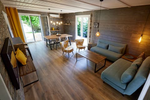 Annonce Airbnb populaire: The chalet by LB and LB à Côte D'or