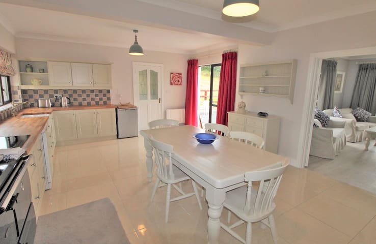 Spacious Bungalow