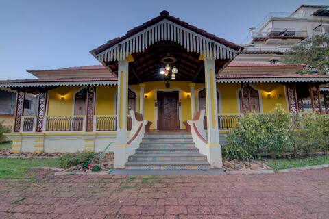 Serene Gardens 5bhk 400 mtrs from Candolim beach