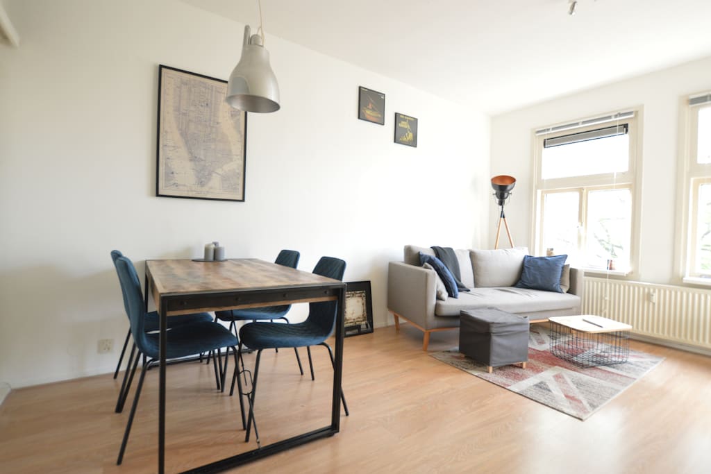Nice bright livingroom