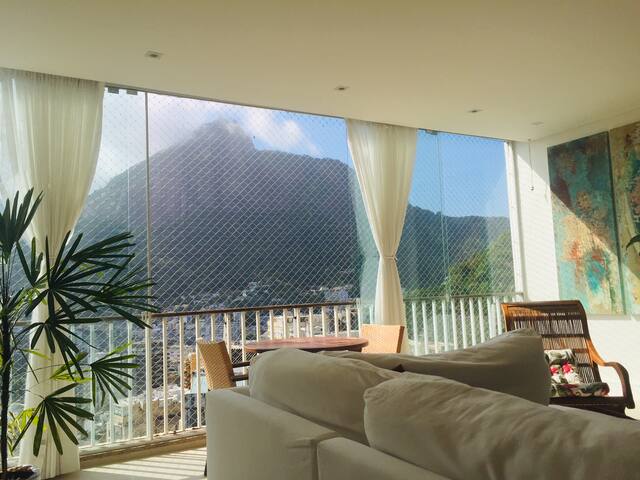 Cobertura com Vista Cinematográfica gallery image 2