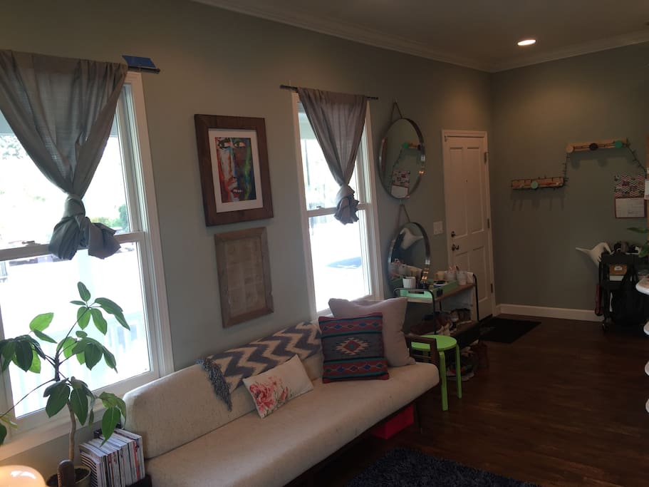 Ample light from large windows