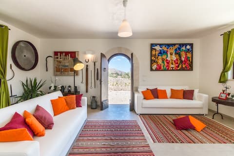 Airbnb con migliori performance: Trappeto Dellago sea view, pool, parking & wifi a Avola