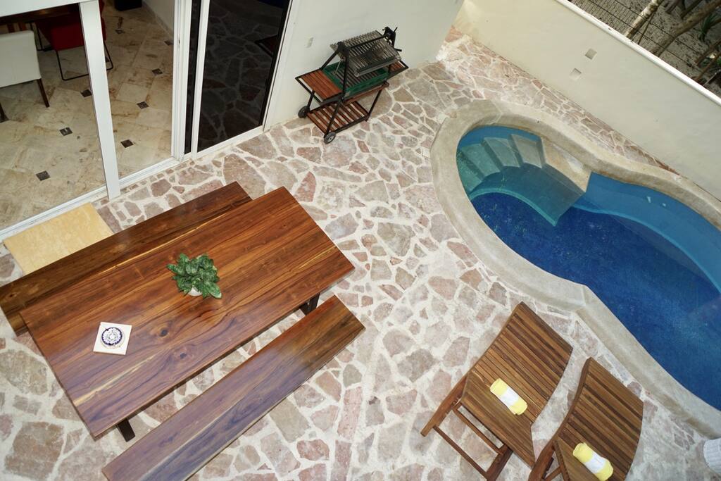Outdoor dining room with BBQ