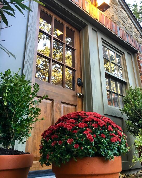 Guests will enjoy a private driveway, outdoor flagstone patio and keypad entry to The Carriage House.