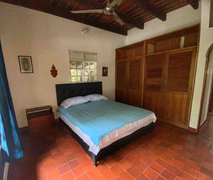 חדר שינה 2 קווין 