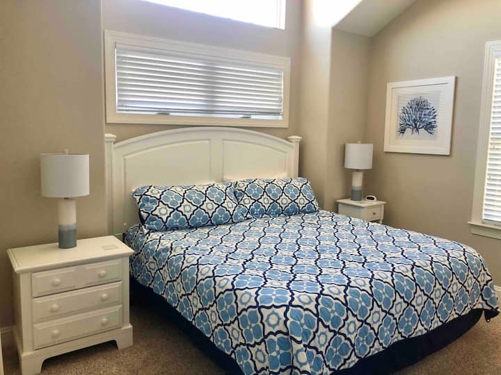 3rd Floor Master King Suite (Private Master Bath)