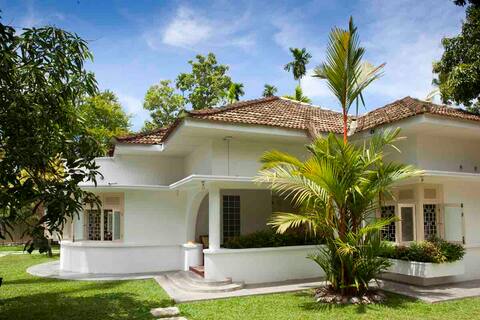 The Deco House-CHAMBER