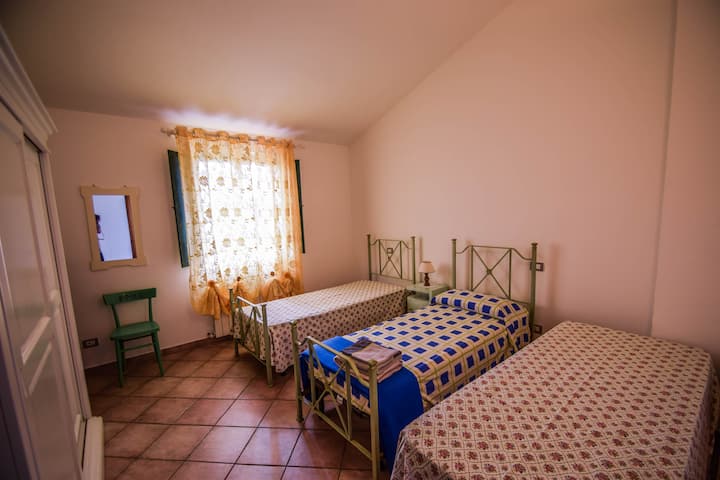 Dhomë gjumi 2