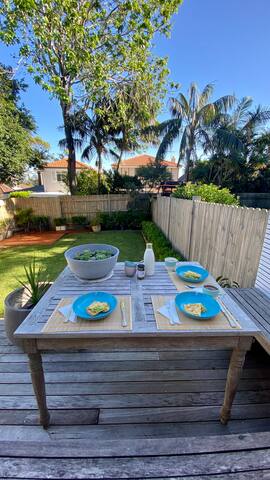 Coastal Style Home Walk to Beach Shops Restaurants gallery image 4