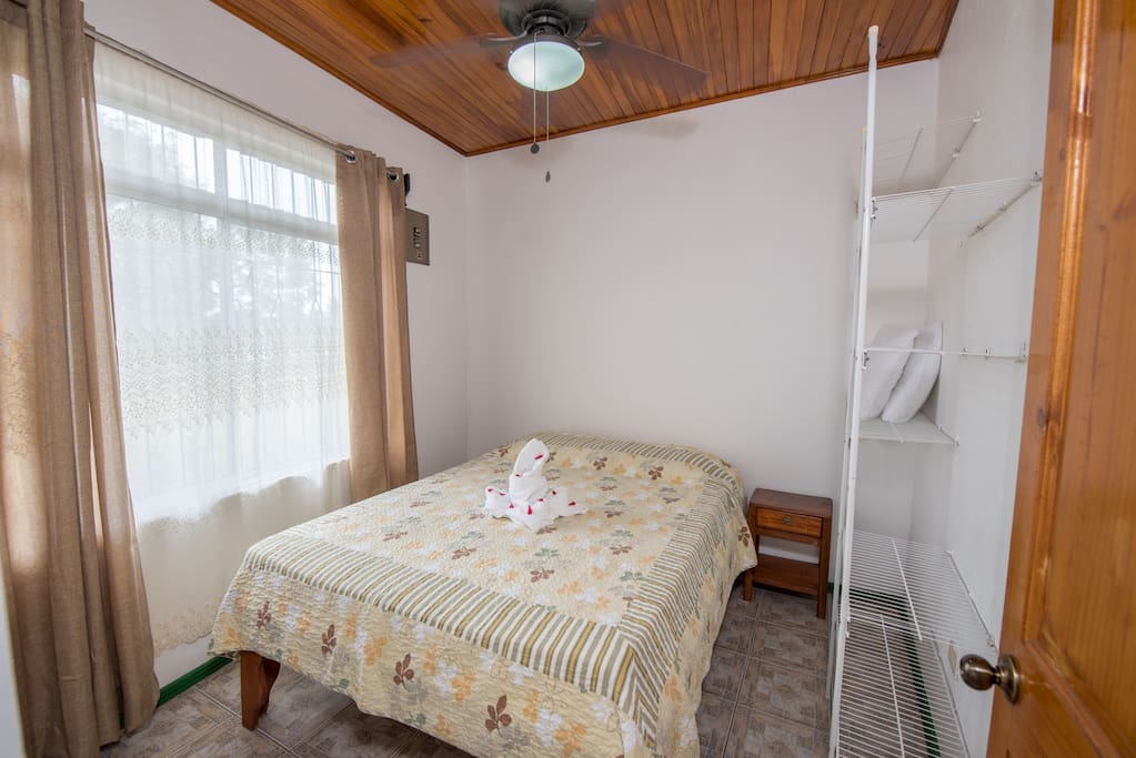 Bedroom 1: double bed & Ceiling fan