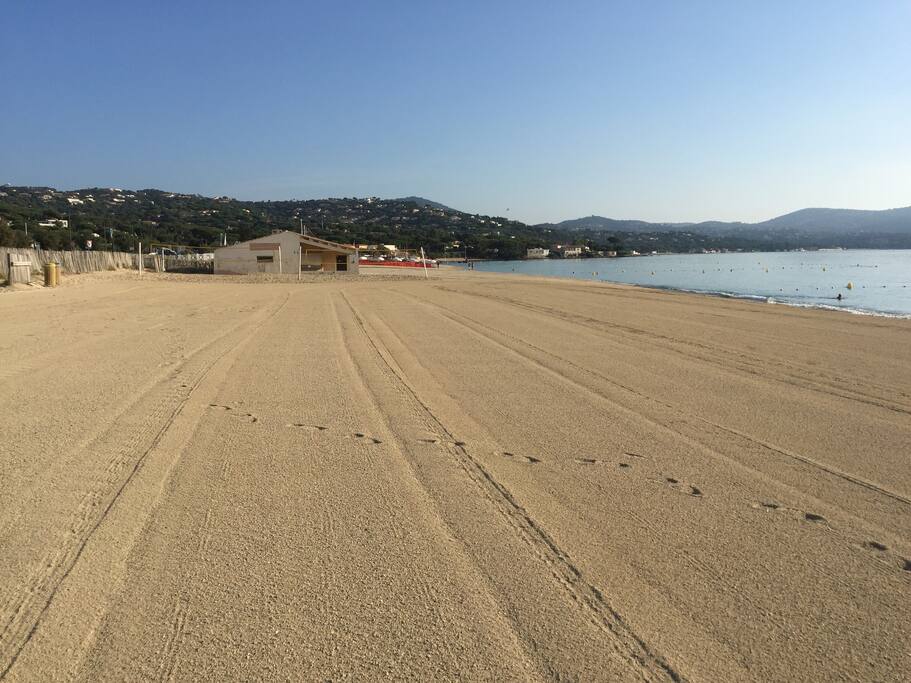 A 150 m Plage de sable fin La Nartelle