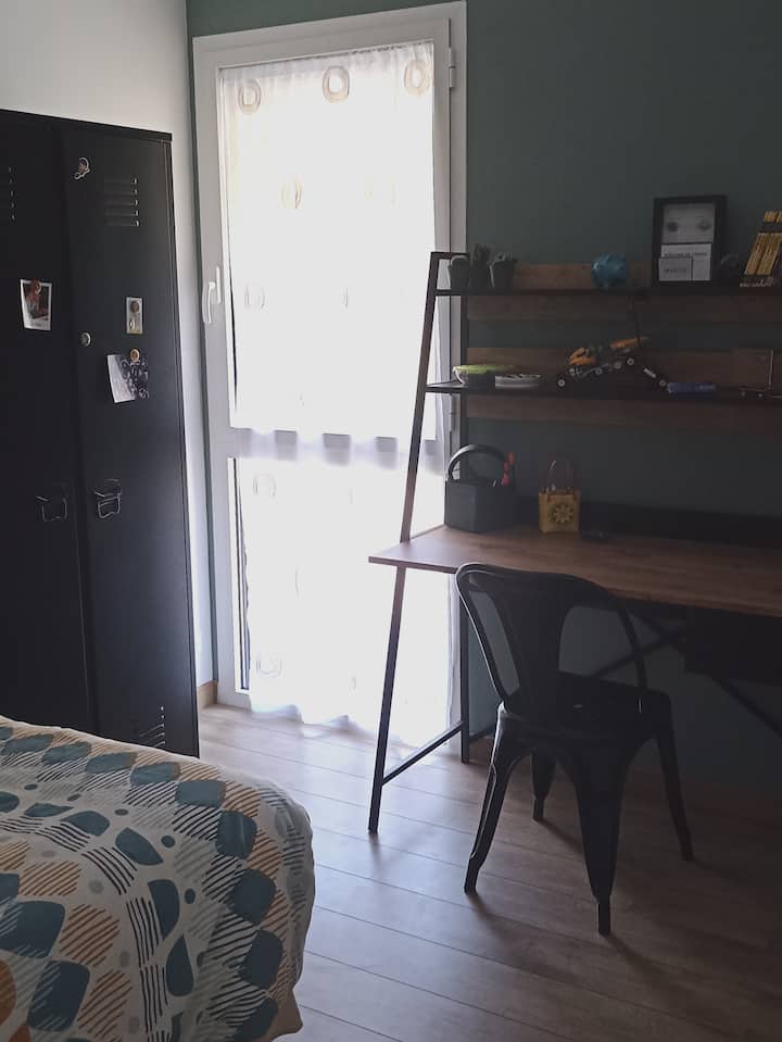 Dormitorio 4 con cama matrimonial 