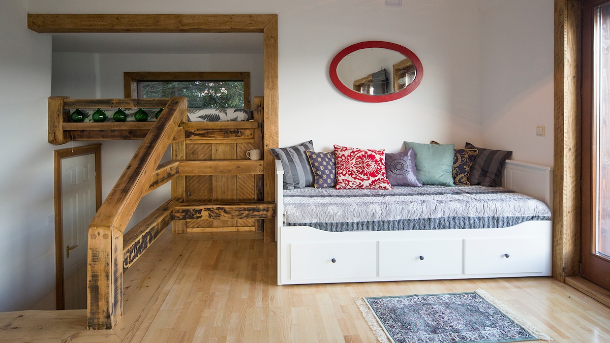 A nappali egy része...