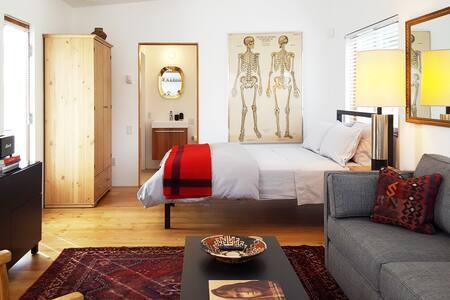 Modern Guest House in Second Street Compound