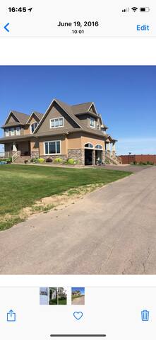 Paradise on the water ! gallery image 3