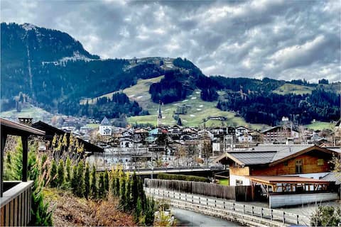 Right at the Blitz of Kitz.☀️☀️☀️☀️