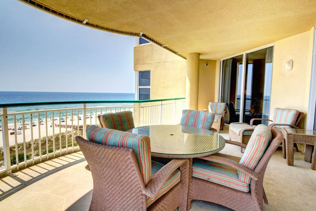 Enjoy the Waves in Comfort