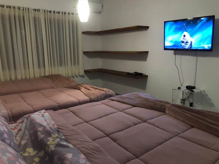 ห้องสวีทพร้อมทีวี