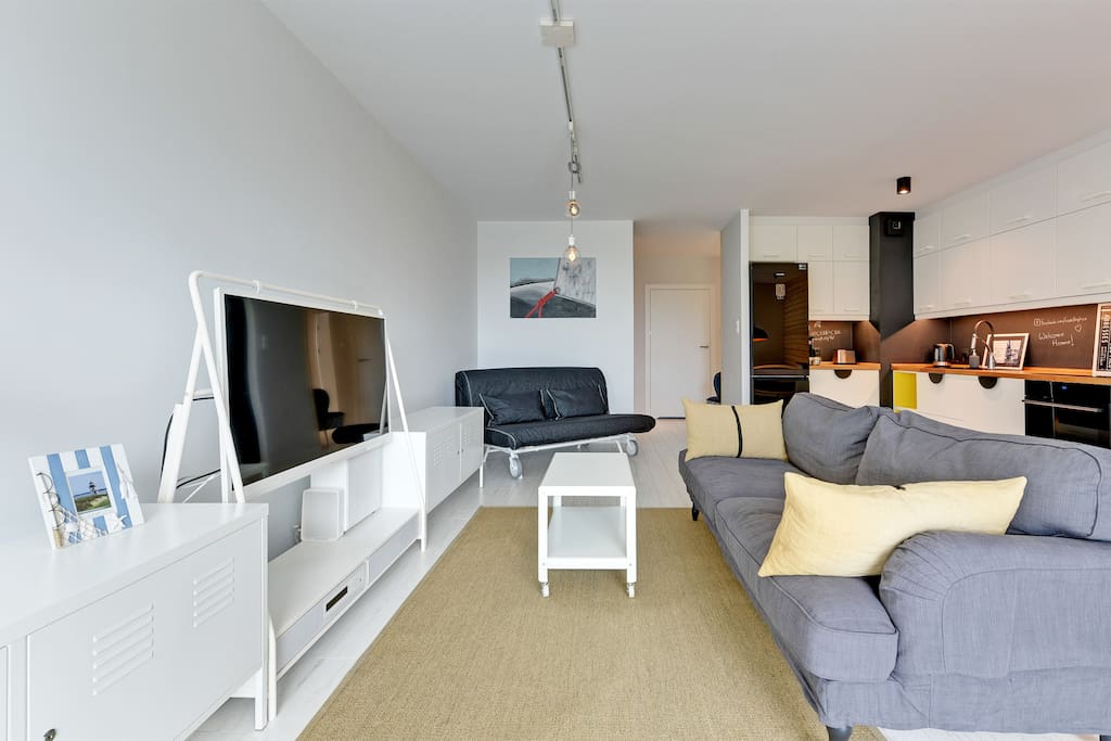 NORDBYHUS Chmielna Park 13 / Living room and kitchen