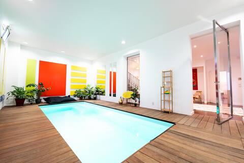 Architect's Villa 400 m2 with Indoor Pool