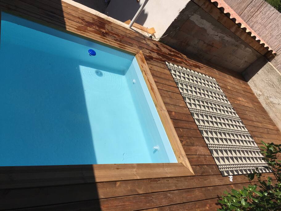 Autre vue de la piscine