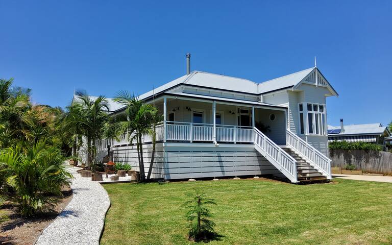 Bangalow Retreat. Byron Hinterland Escape. gallery image 2