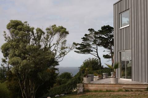 Big home, Sea view