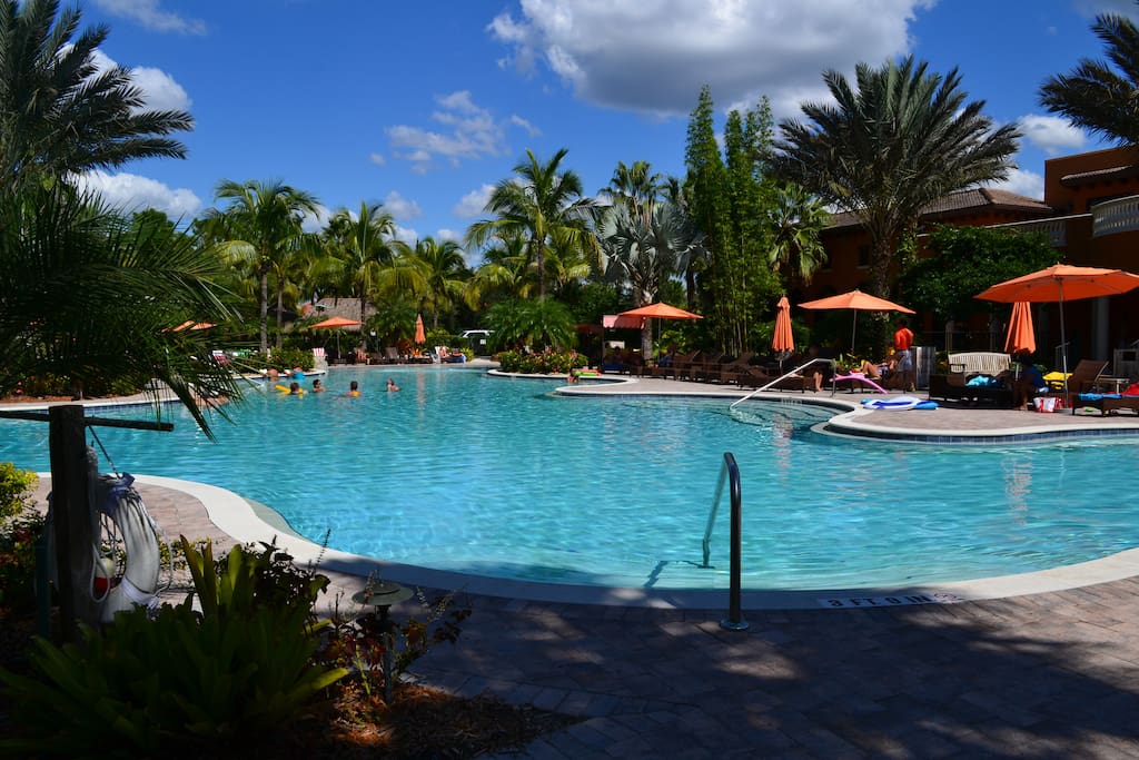 Resort main Pool