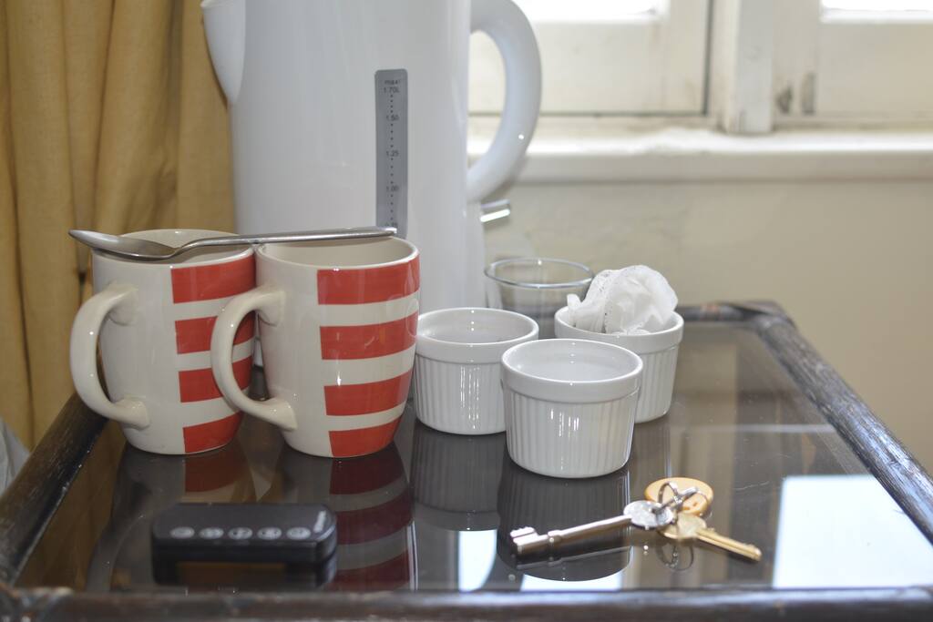 Complimentary tea & coffee