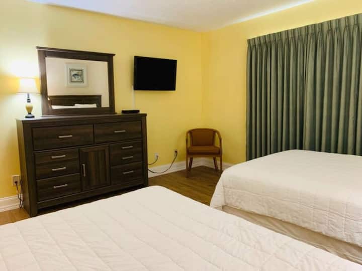 Big Beach View 2br,pool,sm Dogs Ok,h2-3 - Myrtle Beach, SC