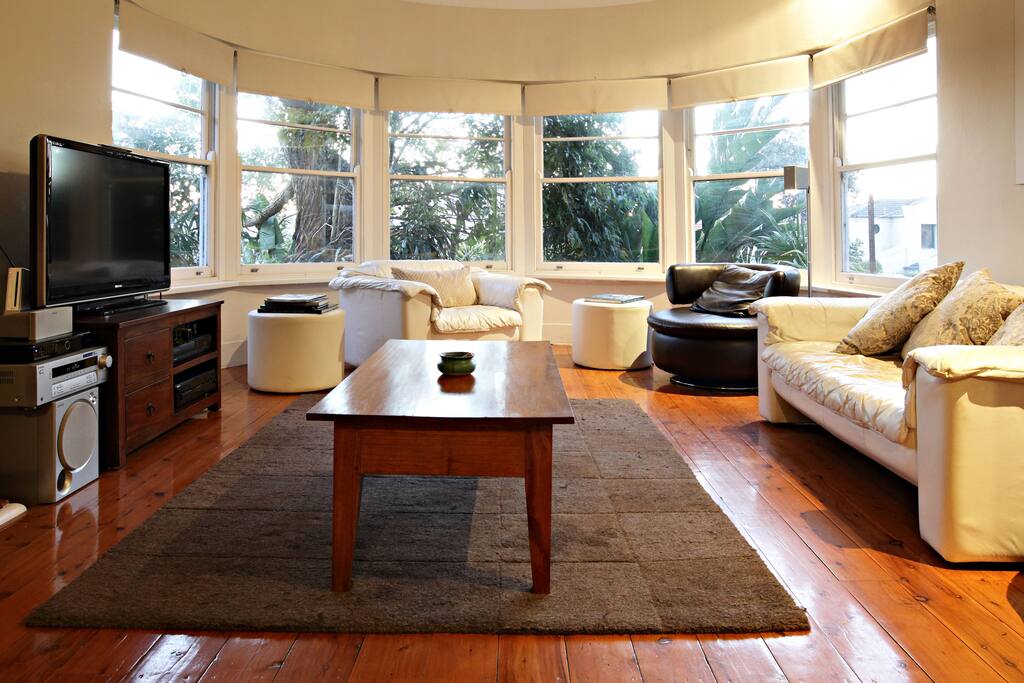 Comfortable lounge room