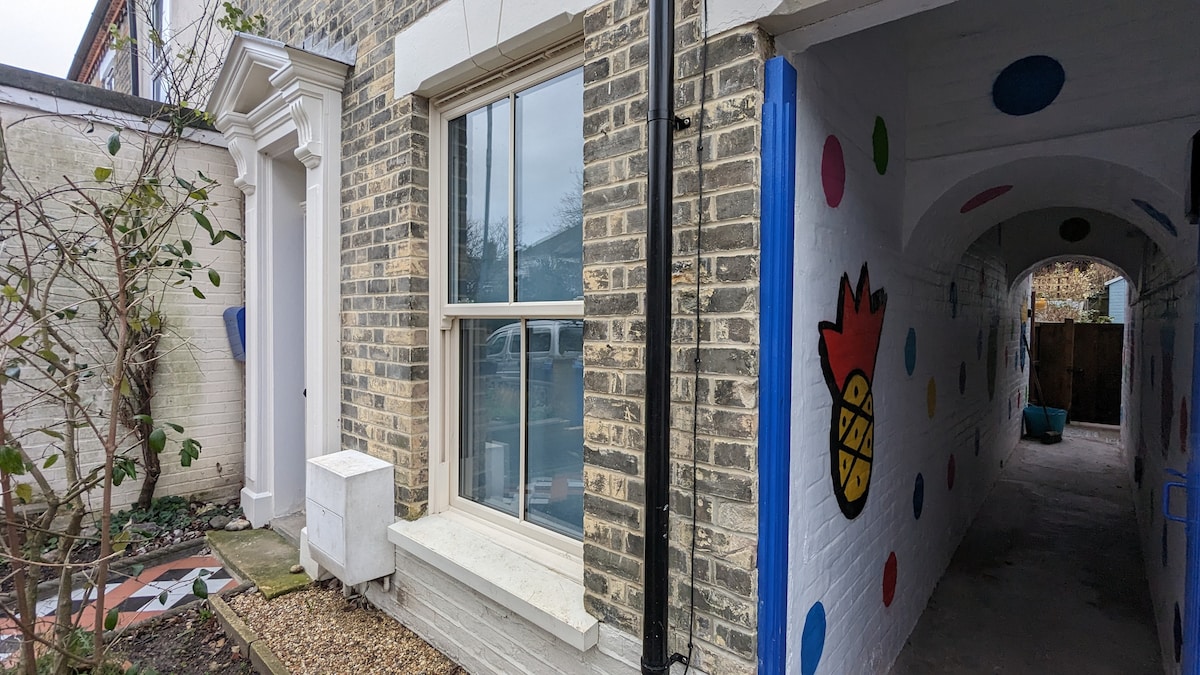 Wonderful flat close to city