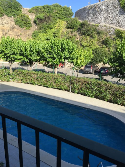 Esta es la piscina comunal - This is the communal pool