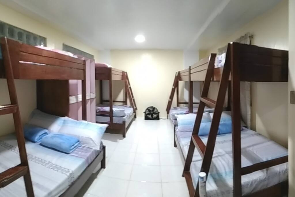 3 persons per Double Deck
Note: Electric Fan is not included in the room