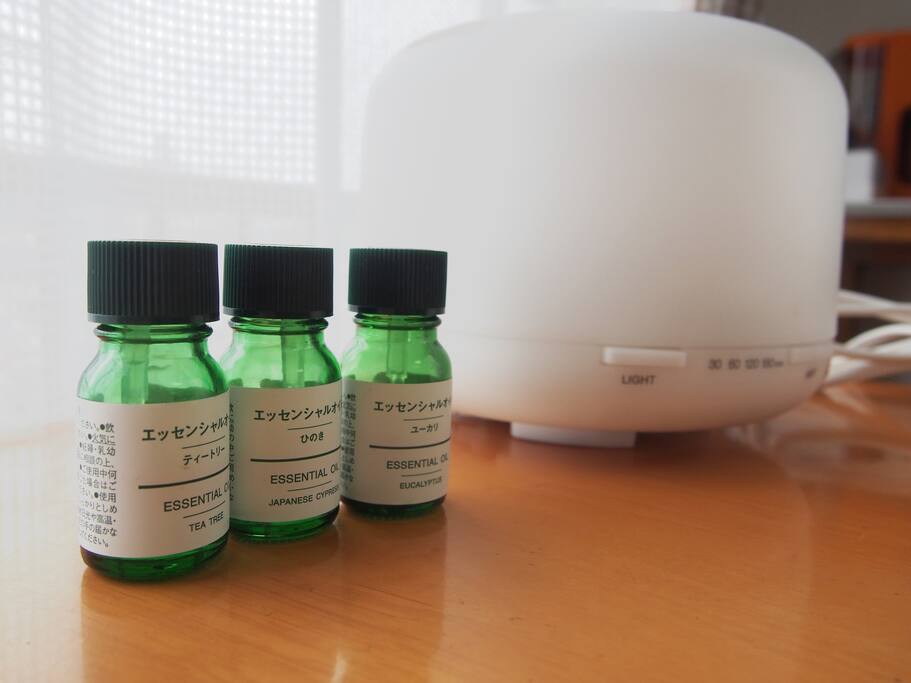 Please relax with your favorite essential oil