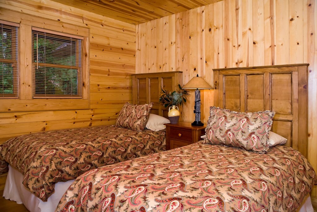 Twin Bedroom
