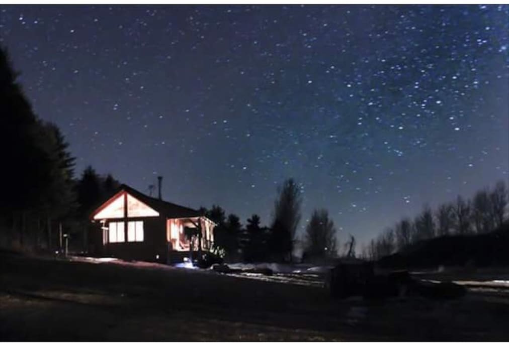 Little Cabin at Rocky Top Farms (dog friendly!) Cabins for Rent in