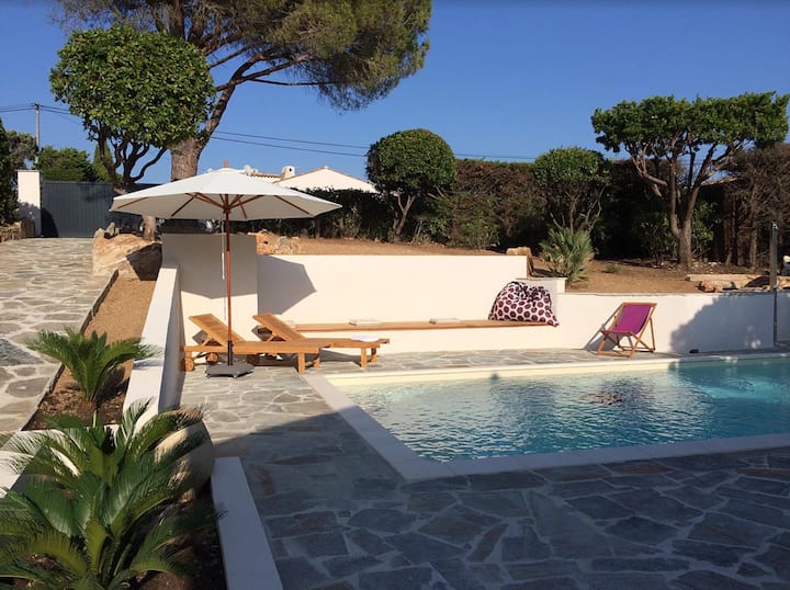 Beautiful Villa Close To St-tropez - Cavalaire-sur-Mer